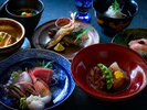 【宵コース】胡蝶の世界観を味わう基本の創作懐石。旬と手仕事が織りなす、一夜のはじまりです。