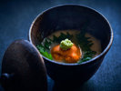 【強肴】旬の魅力をより深く味わう一皿。その日ならではの美味しさを丁寧に仕立てています。
