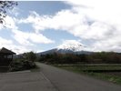 当館からお車で14分富士吉田市の農村公園です。富士山を撮影する代表的なスポットの一つです。