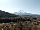 富士吉田市明見地区にあります明見湖(蓮池)の展望デッキ