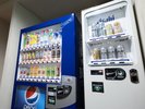 1F 自動販売機24Hオープン