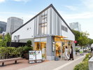 【HARIO CAFE& Lampwork Factory】ホテルより徒歩約4分
