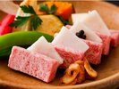 【夏の特選料理】牛ステーキ 陶板焼き 生姜おろしだれ