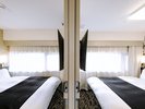 ダブル×ダブル コネクティングルーム/広さ13.72u×2室/ベッド幅140cm×2台
