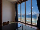 客室眺望◇部屋でくつろぎながらオーシャンビューをお楽しみいただけます。