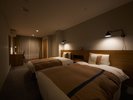 ツインルーム夜全体
