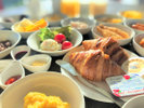 【朝食一例】朝食のクロワッサンは出来立てサクサク♪食感をお楽しみください。