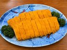 【朝食バイキング】サクサクのチキンカツ。カレーと合わせて金沢カレー風に楽しむのもおすすめです。