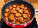 【夕食キッズメニュー一例】子供に人気の「ハンバーグ」※お子様がいない日は提供しない場合がございます