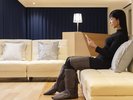 【33階ペントハウス】レッグリフレを客室にご用意しております。こころが弾むワンランク上のご滞在を。