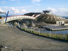 道の駅「鴨川オーシャンパーク」は青い海に囲まれた道の駅です。当館から車で約15分