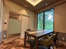 個室ダイニングでは地元栃木の食材をたくさん使った料理をご堪能下さい