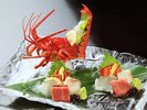 【ご夕食】贅沢を味わえる伊勢海老のお造り※イメージ