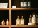 【お土産コーナー】淡路島の恵みを、大切な人へ。自分の明日へ。旅の余韻をそっと持ち帰りませんか。