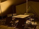 LAND CAVE|広々リビングでラグジュアリーな宿泊体験