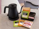 客室内には珈琲、紅茶、静岡茶をご用意しております。※内容は一部変更になる場合がございます。