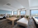 エグゼクティブシックスベイビュー/ベッド幅:110cm×6台、ソファベッド100cm×1台
