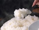 炊き立ての花巻産ひとめぼれ。