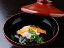 料理長 自慢の出汁がきいたお吸物