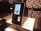 アプリからチェックインすると「待たない」「並ばない」1秒でチェックインが可能です。