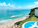 透明度抜群の青い海・白い砂のビーチが目の前に広がります!