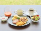 ワンちゃんと一緒にお食事できる「Two Tails cafe」洋食モーニングプレート