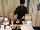 朝食で福井名物の油揚げの焼き立てサービス