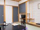 【和室8畳】趣豊かな和の空間で、心ゆくまでごゆっくりとお寛ぎください。