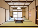 【和洋室ツイン/和室一例】ツインベッドが備わる寝室あり