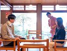ロビーにて