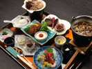 和定食の一例:季節によりお料理内容が変わります。