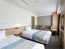 デラックスツイン【25u・140p幅ベッド2台】