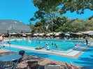 【アクティビティ】夏は当館隣接のプールで思いっきり水遊びを楽しんでくださいませ。(別途有料)