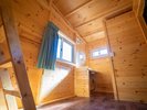 【客室】ログキャビン|室内|炊事場は屋外の共用スペースを、お風呂は本館をご利用ください。