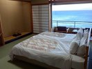 【禁煙室】海側 低層階 和室10畳 ツインベット+広縁 45平米