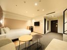 【デラックスダブル】窓側からみた様子