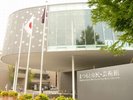 【まつもと市民芸術館】ホテルから徒歩約15分。OMFの会場にもなってます。