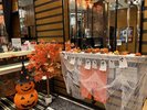ハロウィン装飾でお待ちしております♪