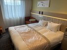 �y���f�B�[�X�_�u�����[���z��������ReFa���i�����B180�p�x�b�h�ŏ��q�����ґ��l���ɂ��������߂ł���