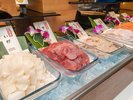 新鮮な海の幸が贅沢に盛り放題の海鮮丼