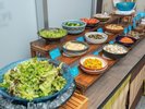 彩り豊かな島野菜のサラダビュッフェ