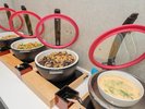 沖縄の家庭の味からシェフこだわりの温製料理まで