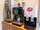 コンド棟:氷、コーヒー、お水をご自由にお楽しみいただけるサービス