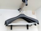 ハンガーを完備したクローゼットスペース