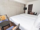 廊下の音を気にせずテーブルを囲んでリラックス