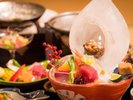 創作料理の数々をご堪能ください