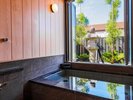 【特別室◆1日1組限定◆庭園特別棟「七宝」shippo】庭園を望みながら、特別室の展望風呂でゆったりと…