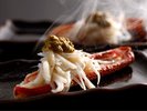 【冬・お料理】活松葉ガニの焼きガニ・濃厚な焼き甲羅味噌と一緒に極上の旨味を堪能!