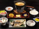 朝食 一例※仕入れ状況や季節によりメイン料理以外は変更となる場合がございます。