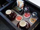 カップコースターも福助デザイン